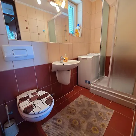 Davor Kl House In A Small Fishing Village Klenovica