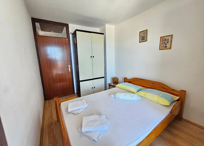 Villa Davor Kl House In A Small Fishing Village