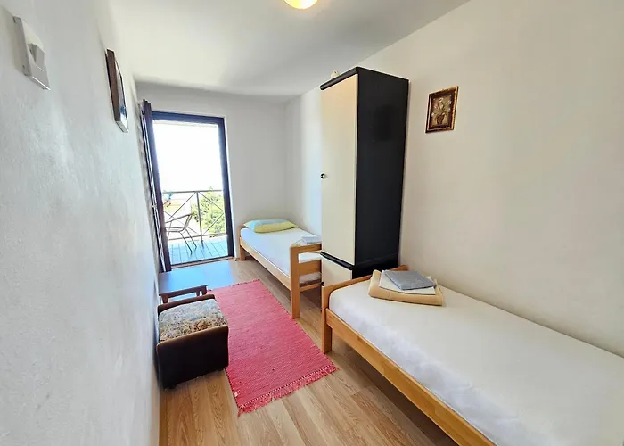 Davor Kl House In A Small Fishing Village Villa